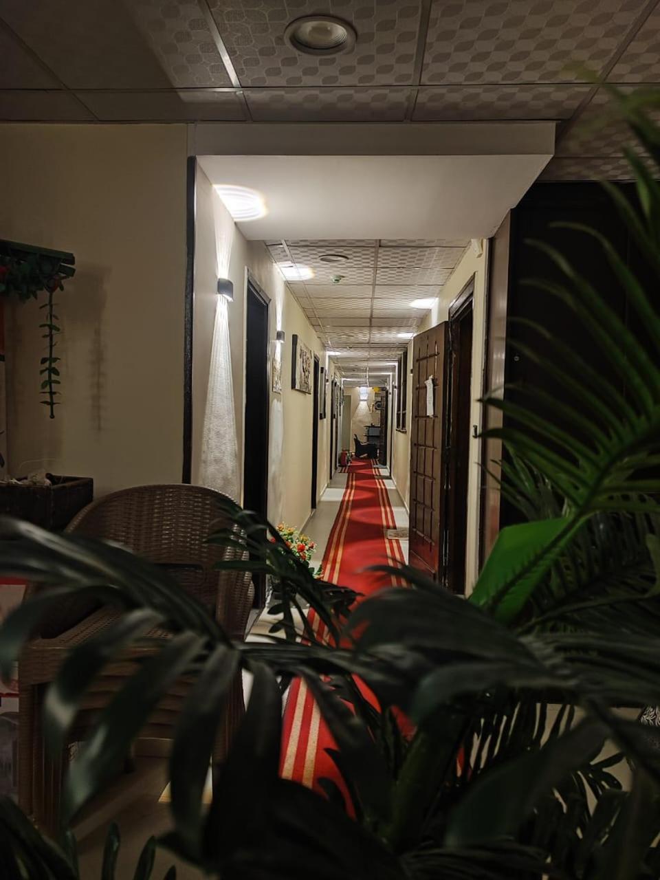 Alshawarbi Plaza Hotel カイロ エクステリア 写真